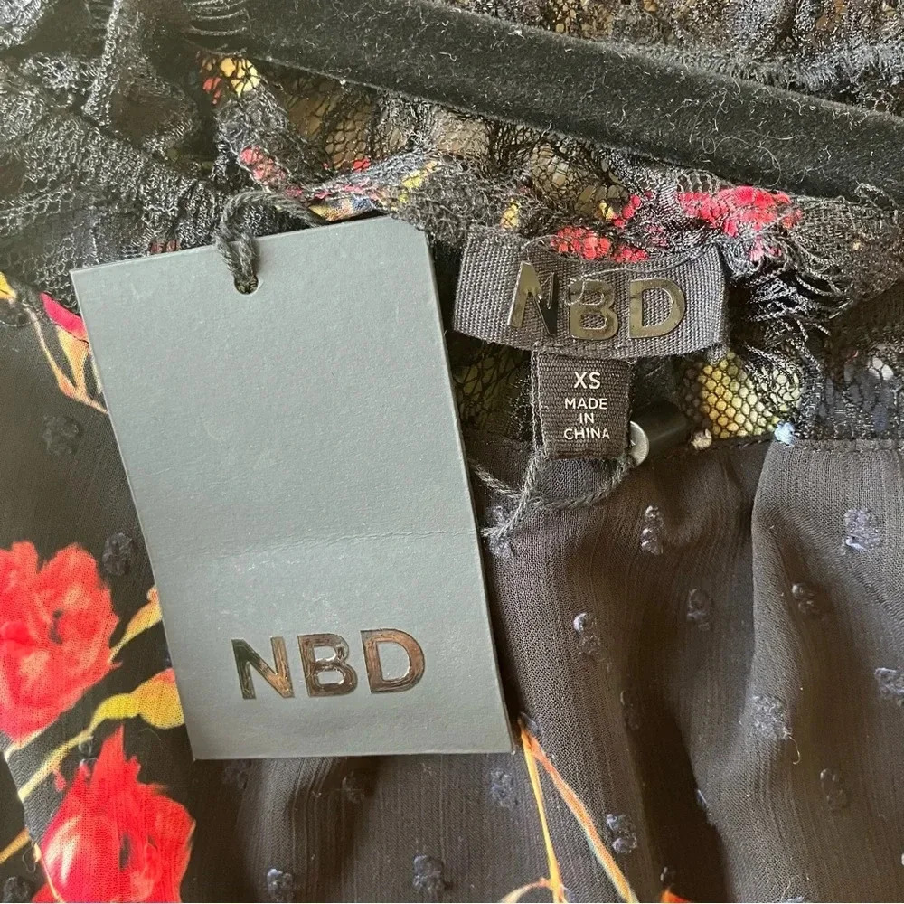 NWT NBD Black & Red Floral Semi-sheer Dylan Off-the-shoulder top with Lace XS - Picture 7 of 7